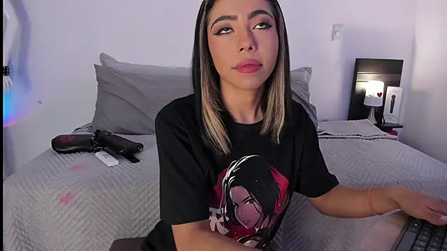 Snapshot of AndreaVelasco chatting on March 22, 2026, 4:19 pm AndreaVelasco online show from March 22, 2026, 4:19 pm