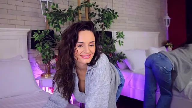 CarlaWhite online show from November 8, 2025, 4:38 am