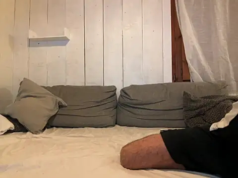 trebord77 online show from February 2, 2026, 8:52 pm