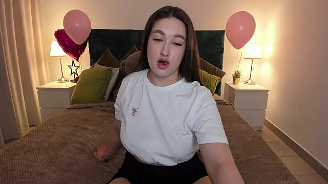 Snapshot of Aria_Blisss chatting on March 13, 2025, 6:05 am Aria Blisss online show from March 13, 2025, 6:05 am