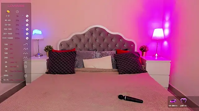 Snapshot of Aria_Blisss chatting on September 25, 2025, 1:00 am Aria Blisss online show from September 25, 2025, 1:00 am