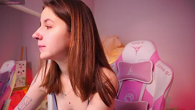 Snapshot of mind_game chatting on February 22, 2026, 5:43 am mind game online show from February 22, 2026, 5:43 am