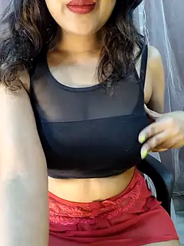 Snapshot of deslisexpriya chatting on November 7, 2025, 4:28 am deslisexpriya online show from November 7, 2025, 4:28 am