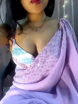 Snapshot of deslisexpriya chatting on December 15, 2025, 2:12 pm deslisexpriya online show from December 15, 2025, 2:12 pm