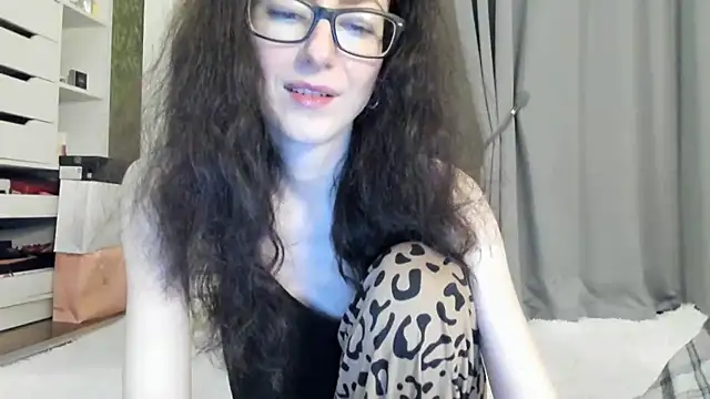 Snapshot of Baby_Jewel chatting on October 24, 2025, 10:25 am Baby Jewel online show from October 24, 2025, 10:25 am