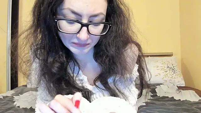 Snapshot of Baby_Jewel chatting on December 2, 2025, 11:34 am Baby Jewel online show from December 2, 2025, 11:34 am