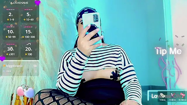 nauthyvalentina online show from February 12, 2025, 7:56 pm