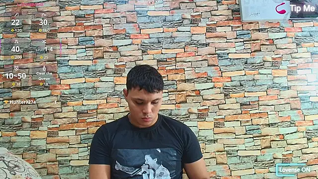 Snapshot of couple_lovelyds chatting on November 29, 2025, 8:31 pm couple lovelyds online show from November 29, 2025, 8:31 pm