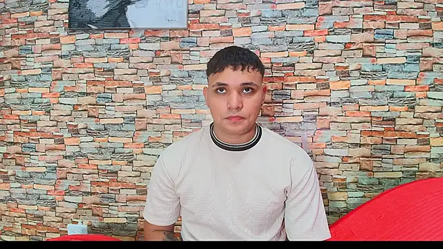 Snapshot of couple_lovelyds chatting on December 5, 2025, 9:12 pm couple lovelyds online show from December 5, 2025, 9:12 pm