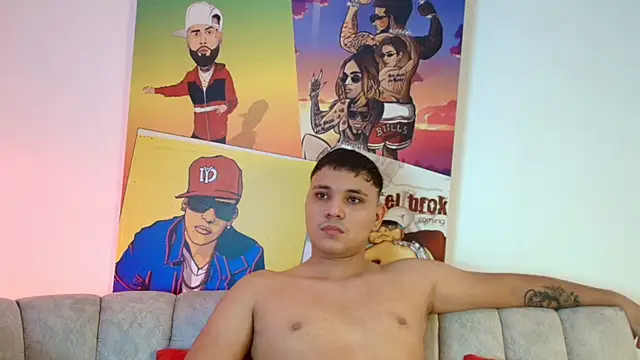 Snapshot of couple_lovelyds chatting on February 28, 2026, 8:41 pm couple lovelyds online show from February 28, 2026, 8:41 pm