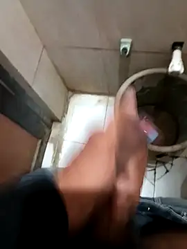 Snapshot of BrownPrez chatting on December 7, 2024, 6:26 am BrownPrez online show from December 7, 2024, 6:26 am