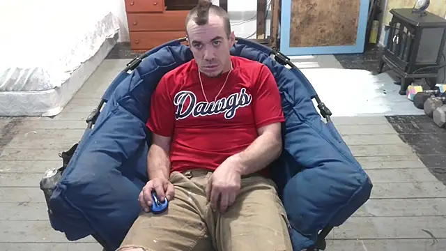 Snapshot of ScubaStevex chatting on March 16, 2025, 3:25 am ScubaStevex online show from March 16, 2025, 3:25 am