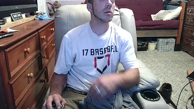 Snapshot of ScubaStevex chatting on October 1, 2025, 1:33 am ScubaStevex online show from October 1, 2025, 1:33 am