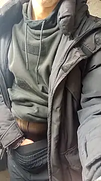 Snapshot of Danny22333 chatting on October 25, 2025, 7:03 pm Danny22333 online show from October 25, 2025, 7:03 pm