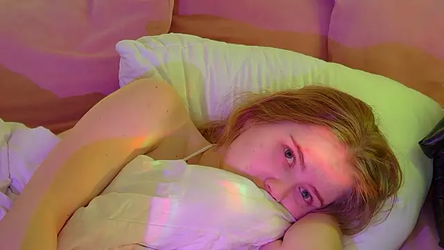 Snapshot of SelinSwarovski chatting on March 3, 2026, 4:08 am SelinSwarovski online show from March 3, 2026, 4:08 am