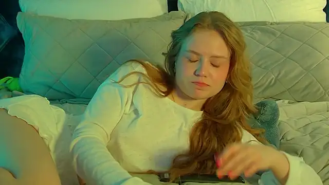 Snapshot of SelinSwarovski chatting on March 26, 2026, 4:33 am SelinSwarovski online show from March 26, 2026, 4:33 am