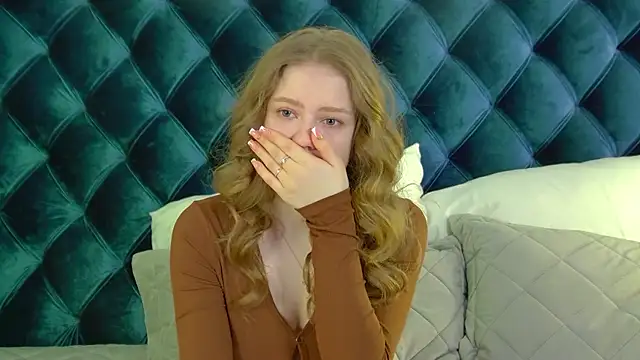 Snapshot of SelinSwarovski chatting on April 12, 2026, 4:21 pm SelinSwarovski online show from April 12, 2026, 4:21 pm