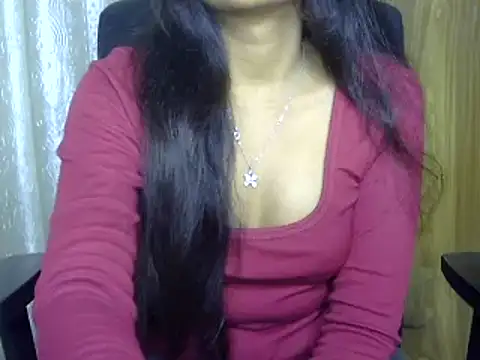 Snapshot of Qunee_lela chatting on December 20, 2024, 4:46 pm Qunee lela online show from December 20, 2024, 4:46 pm