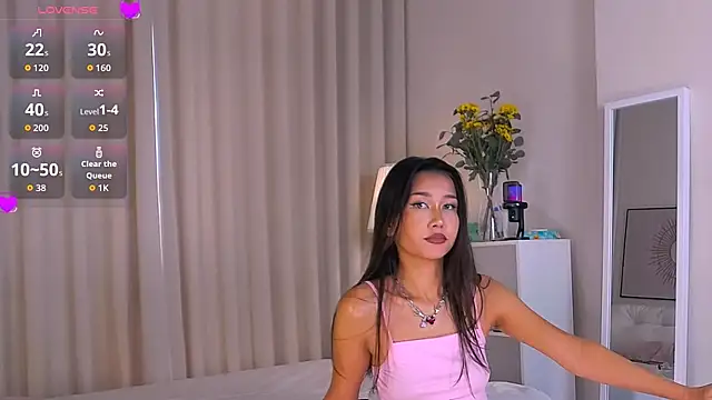 Melissa Mone online show from September 30, 2025, 1:33 am