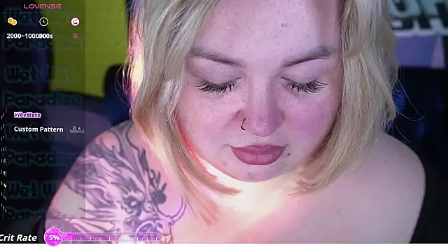 Snapshot of ZaraReignn chatting on February 1, 2026, 8:51 pm ZaraReignn online show from February 1, 2026, 8:51 pm