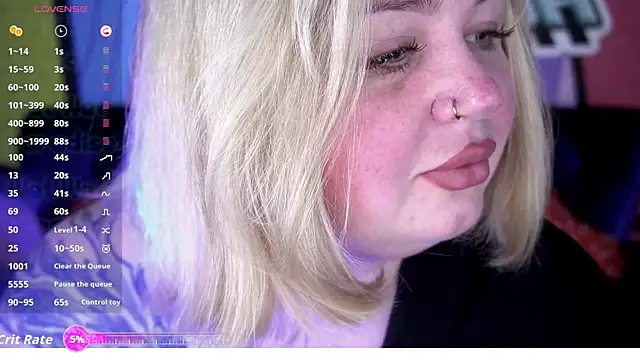 Snapshot of ZaraReignn chatting on February 4, 2026, 8:48 pm ZaraReignn online show from February 4, 2026, 8:48 pm