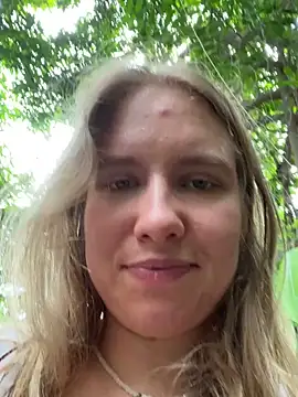 fluffy bunnyxxx online show from December 27, 2024, 4:26 am