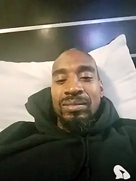 Snapshot of ElJudah7 chatting on November 17, 2025, 2:26 am ElJudah7 online show from November 17, 2025, 2:26 am