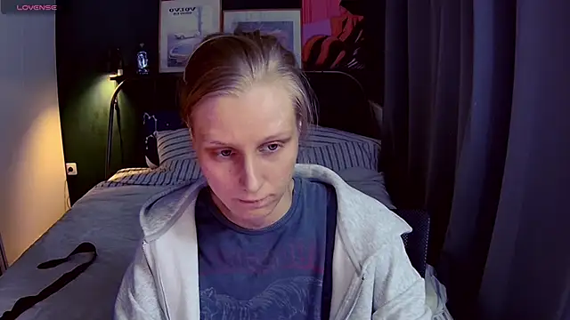 Snapshot of KatiKate chatting on June 11, 2026, 12:32 am KatiKate online show from June 11, 2026, 12:32 am