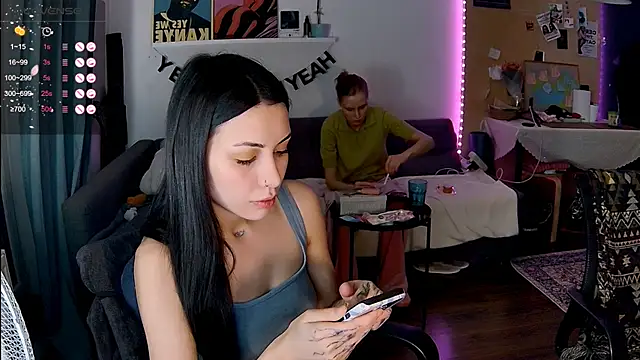 KatiKate online show from March 27, 2026, 5:58 pm