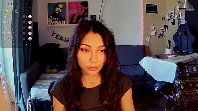 KatiKate online show from April 8, 2026, 2:51 pm