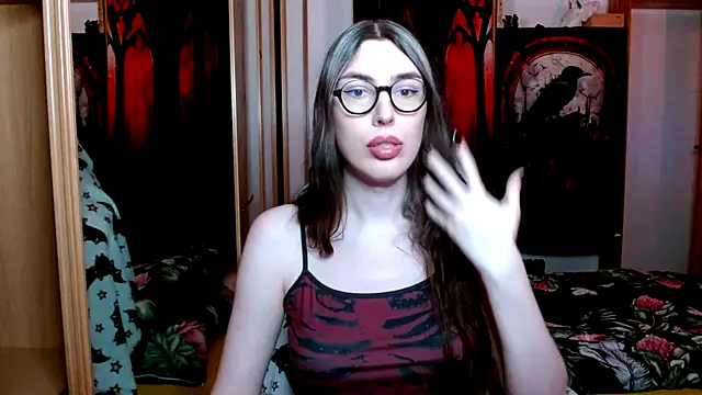 bluerose00 online show from November 13, 2025, 8:57 pm