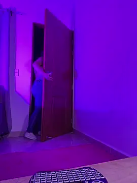 Snapshot of Blancanievess chatting on October 30, 2025, 3:49 am Blancanievess online show from October 30, 2025, 3:49 am