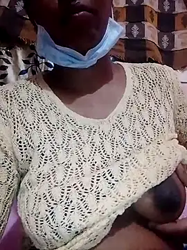 Snapshot of Villageammu18 chatting on November 24, 2025, 12:32 am Villageammu18 online show from November 24, 2025, 12:32 am