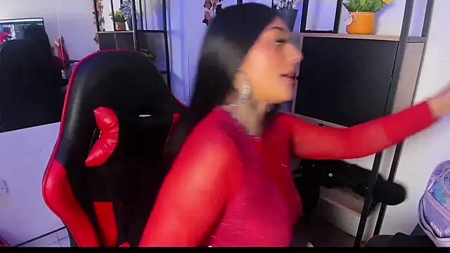 Snapshot of Lovely_celeste chatting on September 20, 2025, 10:48 pm Lovely celeste online show from September 20, 2025, 10:48 pm