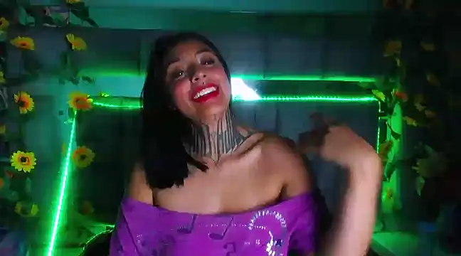 Snapshot of Lovely_celeste chatting on February 15, 2025, 5:41 am Lovely celeste online show from February 15, 2025, 5:41 am