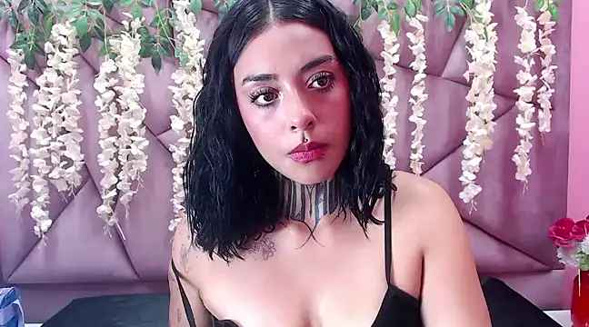 Snapshot of Lovely_celeste chatting on March 4, 2025, 3:11 am Lovely celeste online show from March 4, 2025, 3:11 am