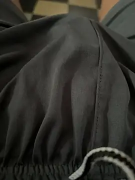 Snapshot of Desiboy___21 chatting on December 8, 2024, 11:14 am Desiboy 21 online show from December 8, 2024, 11:14 am