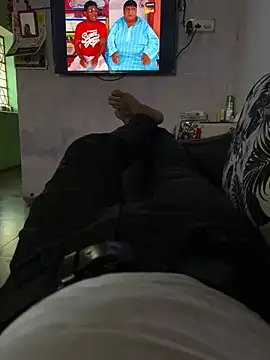 Snapshot of Desiboy___21 chatting on February 19, 2025, 10:01 am Desiboy 21 online show from February 19, 2025, 10:01 am