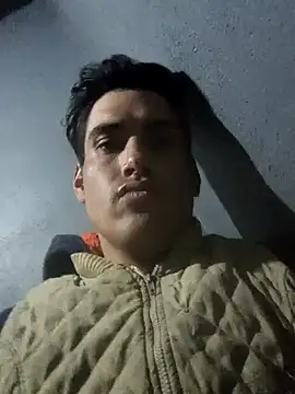 GaMeCrAc1 online show from December 8, 2024, 1:52 am