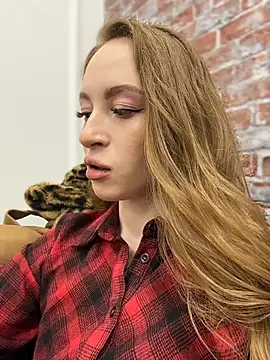  AngelMoon  online show from December 2, 2025, 3:41 am