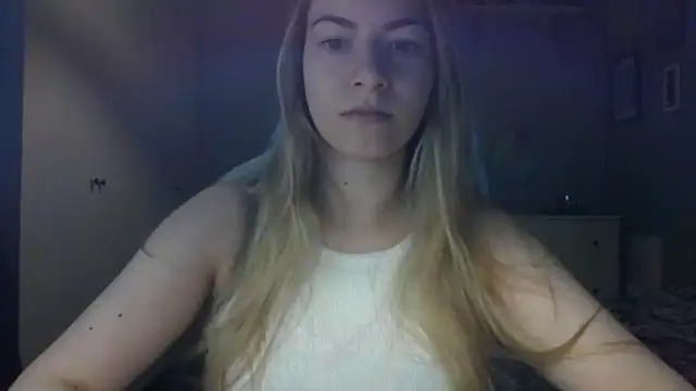 Snapshot of ROSIEx_sweet chatting on April 29, 2026, 6:50 am ROSIEx sweet online show from April 29, 2026, 6:50 am
