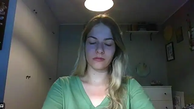 Snapshot of ROSIEx_sweet chatting on September 12, 2025, 6:57 am ROSIEx sweet online show from September 12, 2025, 6:57 am