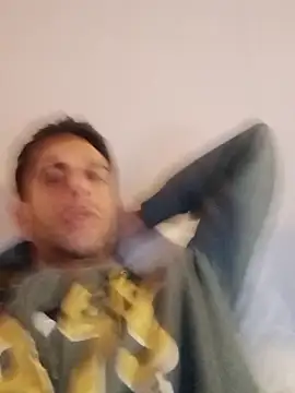 Snapshot of MrTamburine22 chatting on May 12, 2026, 2:01 pm MrTamburine22 online show from May 12, 2026, 2:01 pm