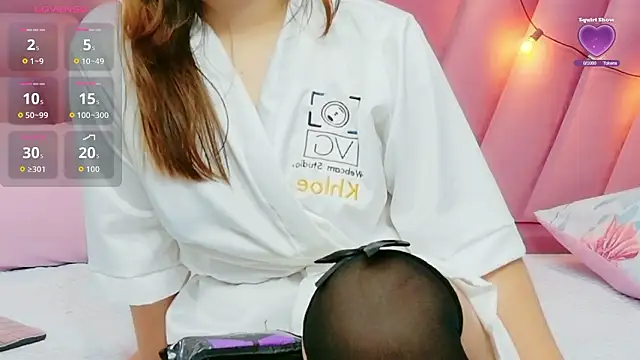 Snapshot of hornybarelylegalgirl chatting on March 11, 2026, 12:43 pm hornybarelylegalgirl online show from March 11, 2026, 12:43 pm