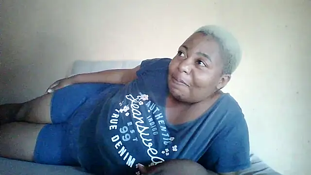 bustyboobs6 online show from February 5, 2026, 7:15 am