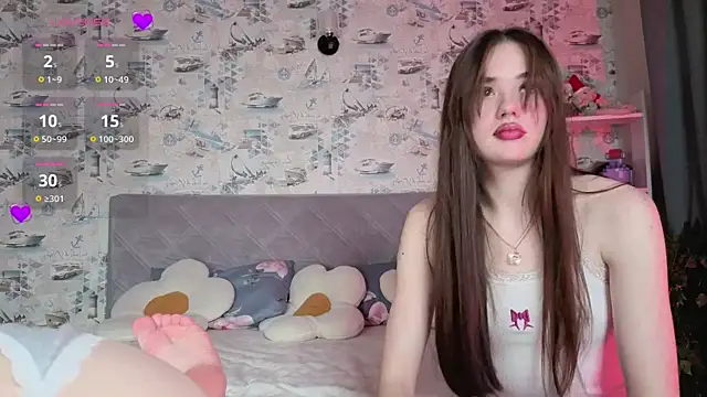 Snapshot of BlissDodd chatting on November 18, 2025, 6:22 pm BlissDodd online show from November 18, 2025, 6:22 pm