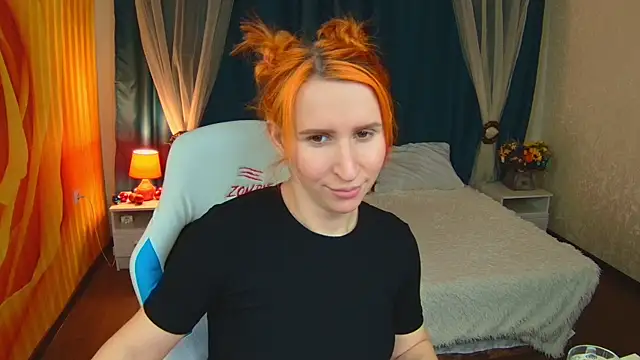 AliceBYKiss online show from January 28, 2025, 3:46 pm