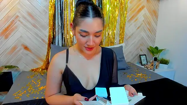 AniiRose online show from March 8, 2025, 3:39 am