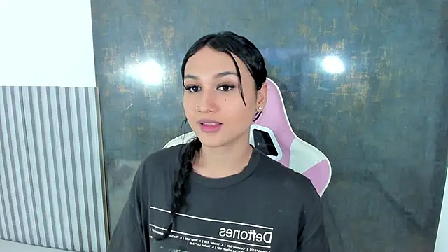 lana boomer online show from September 24, 2025, 7:53 pm