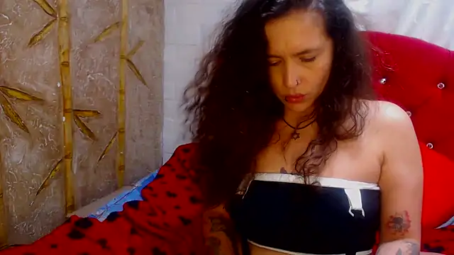 Snapshot of Leyla_Horny_Bg chatting on March 16, 2025, 3:25 am Leyla Horny Bg online show from March 16, 2025, 3:25 am